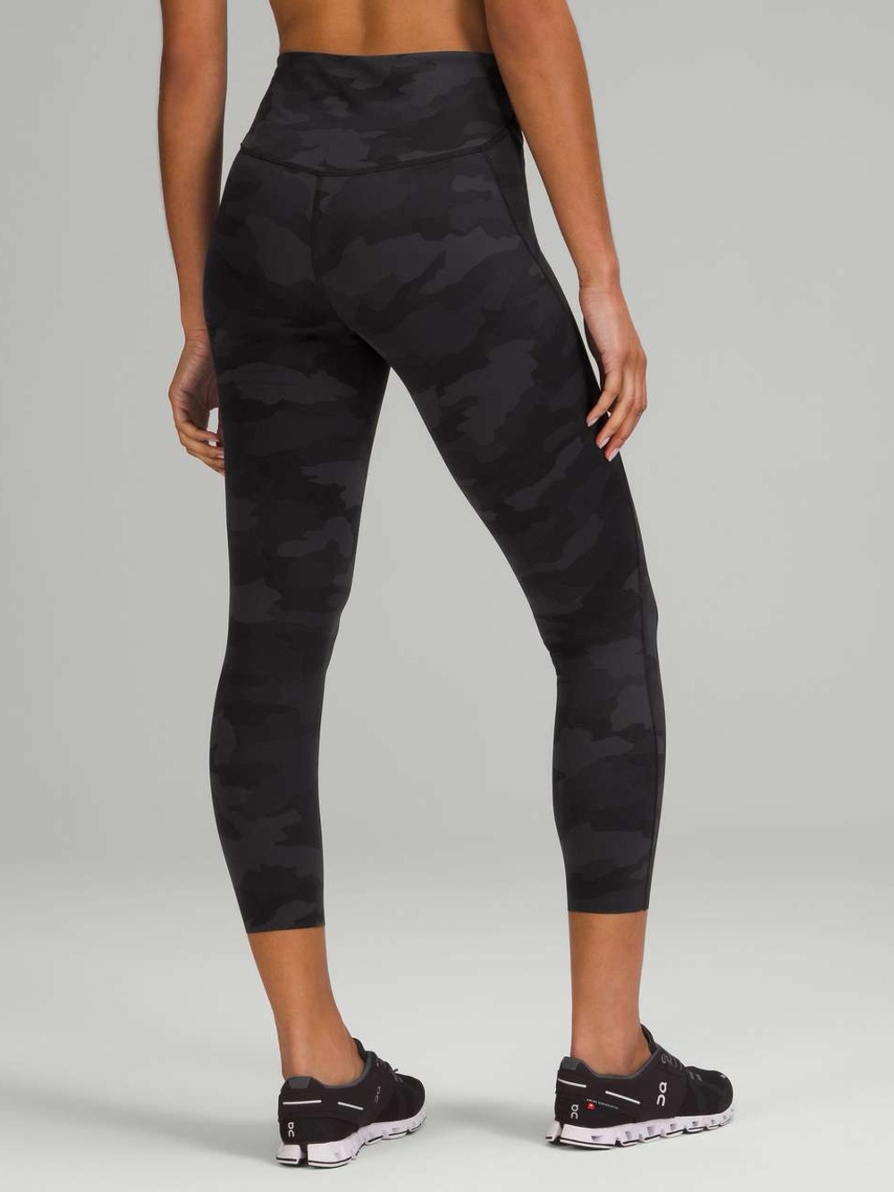 Lululemon Base Pace High-Rise Running Tight 25"